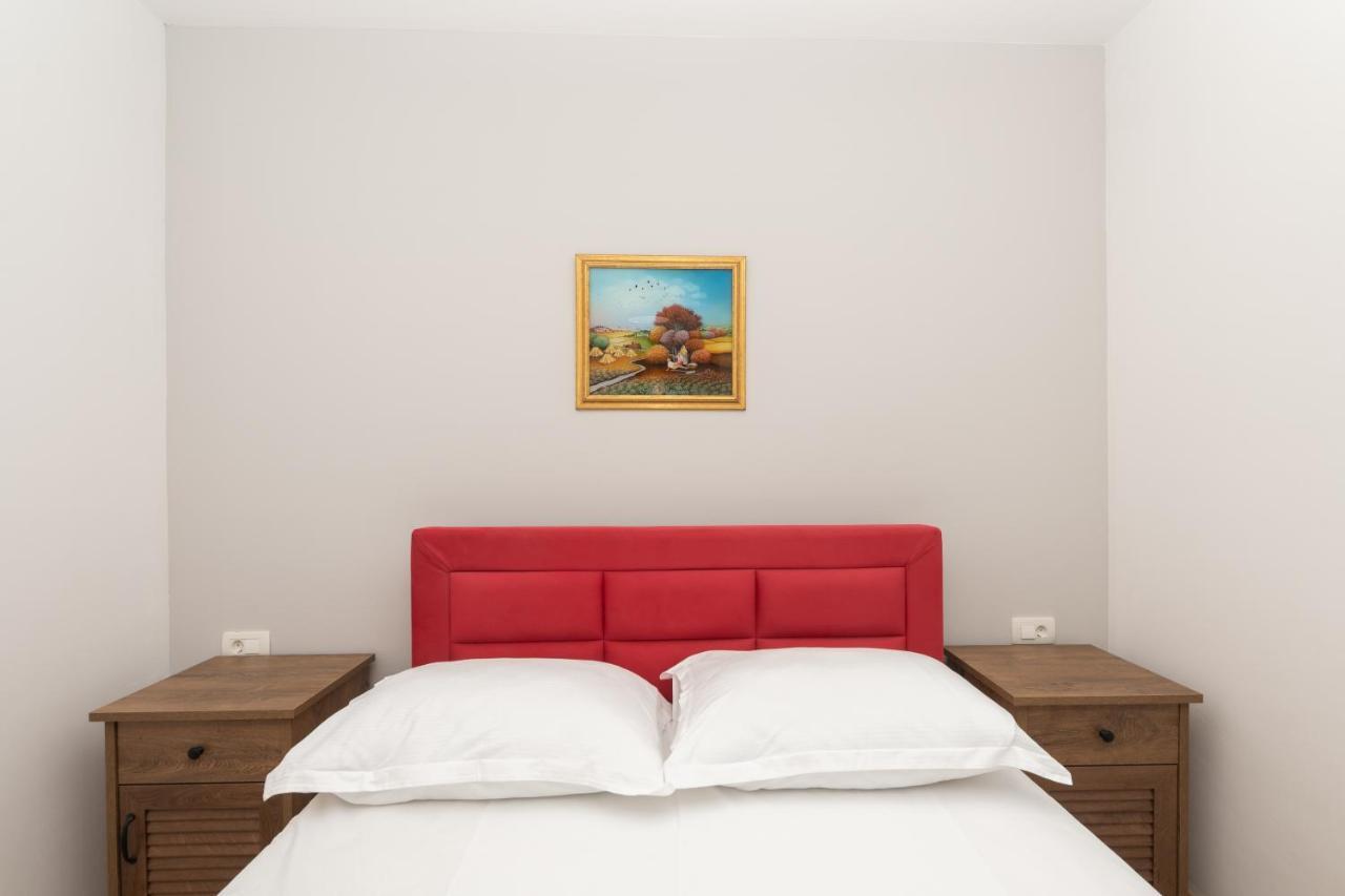 Apartment Daniel Makarska Eksteriør billede