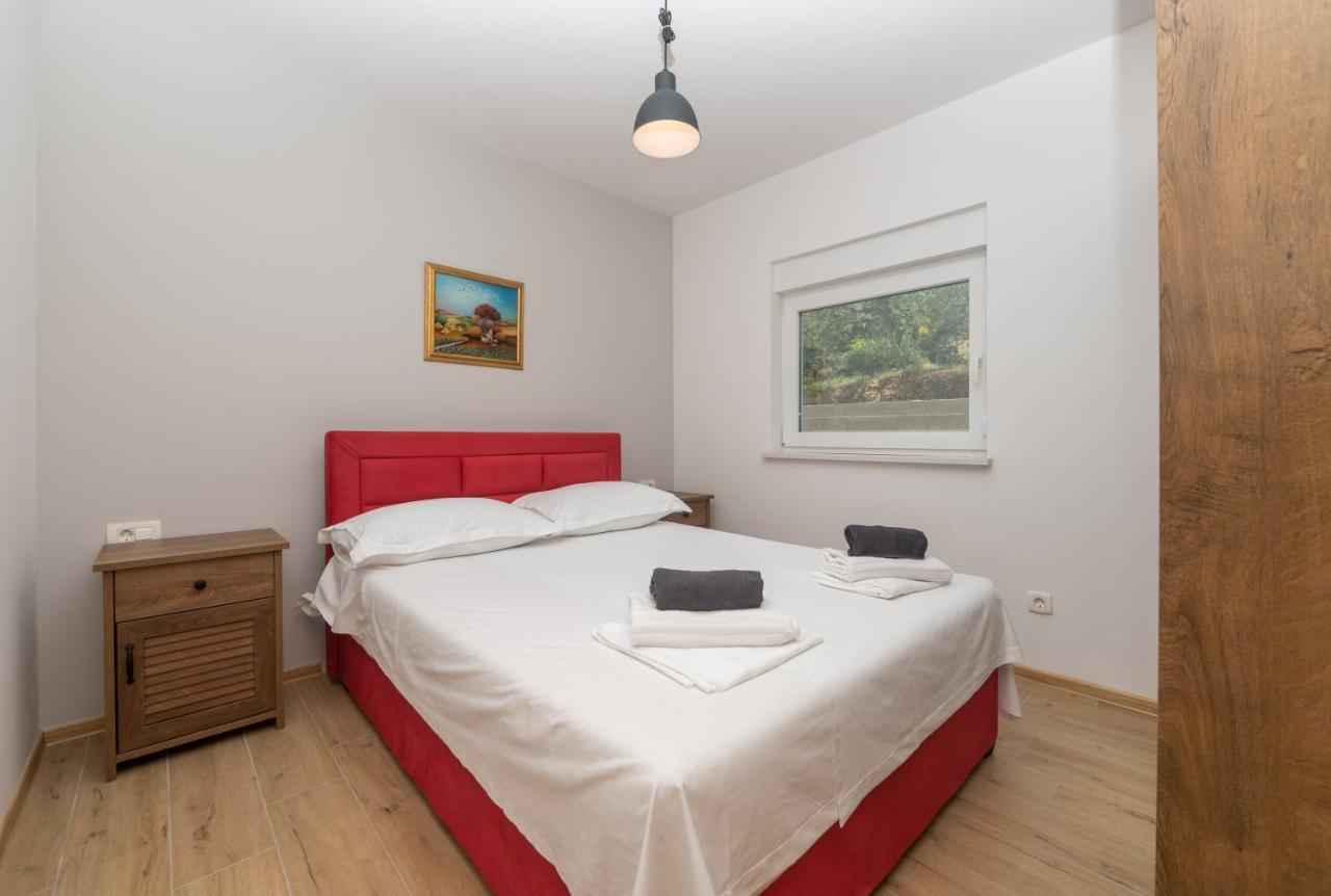 Apartment Daniel Makarska Eksteriør billede