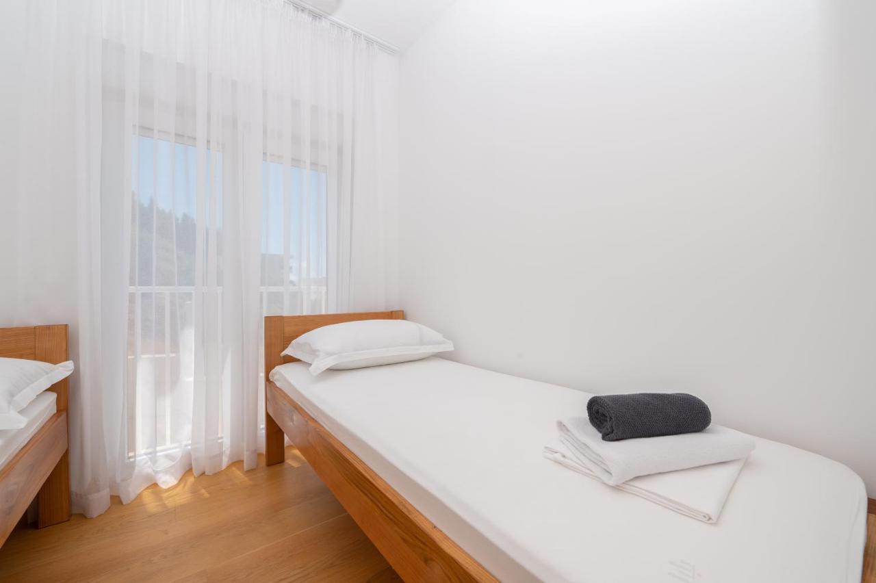 Apartment Daniel Makarska Eksteriør billede